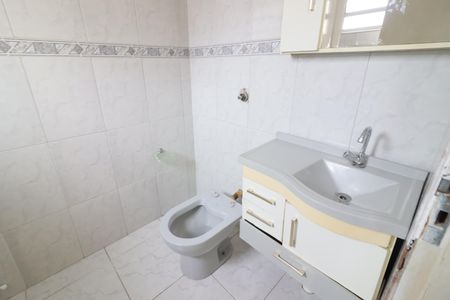 Casa para alugar com 131m², 3 quartos e 1 vagaBanheiro 2