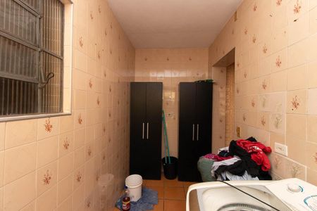 Casa à venda com 210m², 3 quartos e 4 vagasÁrea de Serviço
