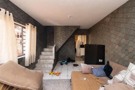 Casa à venda com 210m², 3 quartos e 4 vagasSala