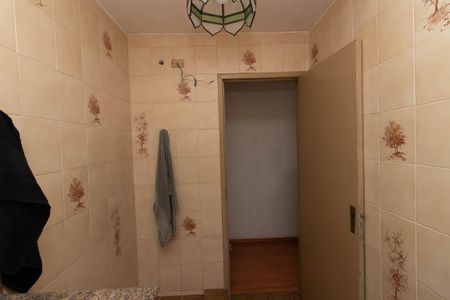 Casa à venda com 210m², 3 quartos e 4 vagasBanheiro da Suíte