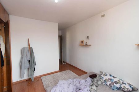 Casa à venda com 210m², 3 quartos e 4 vagasQuarto Suíte