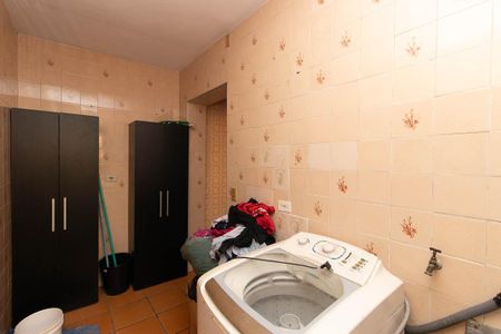 Casa à venda com 210m², 3 quartos e 4 vagasÁrea de Serviço