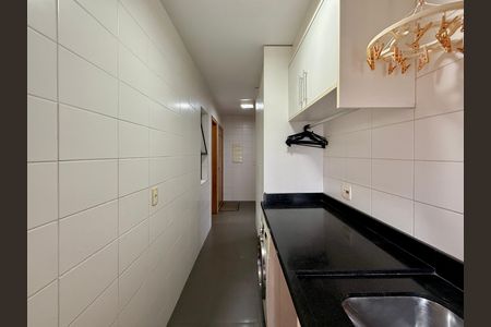 Apartamento para alugar com 169m², 3 quartos e 3 vagas Apartamento para alugar com 169m², 3 quartos e 3 vagasÁrea de Serviço