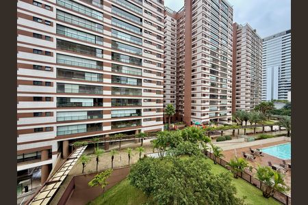 Apartamento para alugar com 169m², 3 quartos e 3 vagas Apartamento para alugar com 169m², 3 quartos e 3 vagasVista Suíte 1