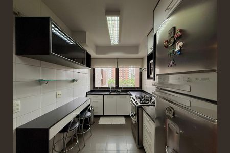 Apartamento para alugar com 169m², 3 quartos e 3 vagas Apartamento para alugar com 169m², 3 quartos e 3 vagasCozinha