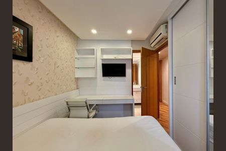 Apartamento para alugar com 169m², 3 quartos e 3 vagas Apartamento para alugar com 169m², 3 quartos e 3 vagasSuíte 3