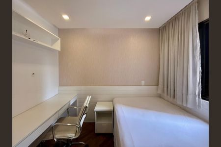 Apartamento para alugar com 169m², 3 quartos e 3 vagas Apartamento para alugar com 169m², 3 quartos e 3 vagasSuíte 2