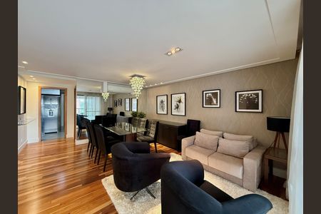Apartamento para alugar com 169m², 3 quartos e 3 vagas Apartamento para alugar com 169m², 3 quartos e 3 vagasSala