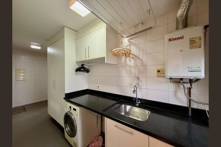 Apartamento para alugar com 169m², 3 quartos e 3 vagas Apartamento para alugar com 169m², 3 quartos e 3 vagasÁrea de Serviço