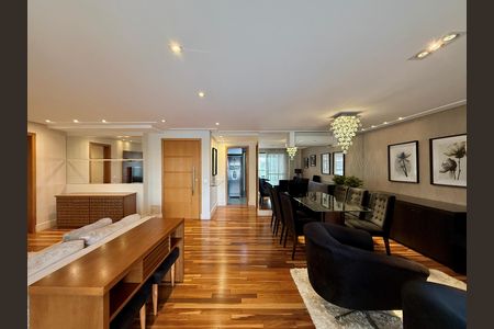 Apartamento para alugar com 169m², 3 quartos e 3 vagas Apartamento para alugar com 169m², 3 quartos e 3 vagasSala