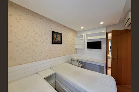 Apartamento para alugar com 169m², 3 quartos e 3 vagas Apartamento para alugar com 169m², 3 quartos e 3 vagasSuíte 3