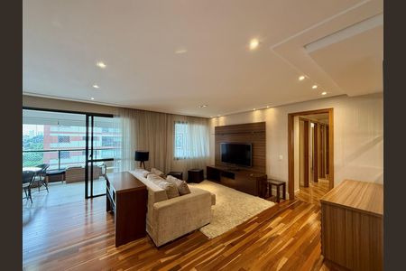 Sala  de apartamento para alugar com 3 quartos, 169m² em Vila Cruzeiro, São Paulo