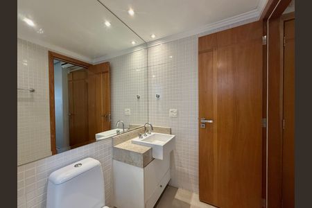 Apartamento para alugar com 169m², 3 quartos e 3 vagas Apartamento para alugar com 169m², 3 quartos e 3 vagasBanheiro Suíte 3