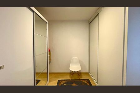 Apartamento para alugar com 140m², 3 quartos e 2 vagas Apartamento para alugar com 140m², 3 quartos e 2 vagasCloset da suíte