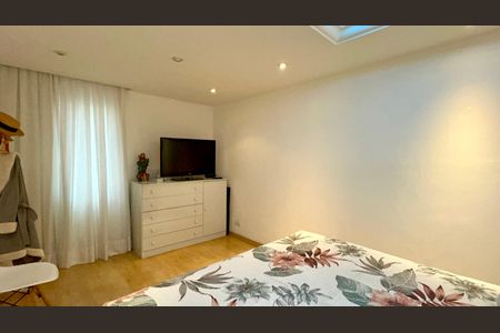 Apartamento para alugar com 140m², 3 quartos e 2 vagas Apartamento para alugar com 140m², 3 quartos e 2 vagasSuite