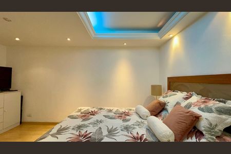 Apartamento para alugar com 140m², 3 quartos e 2 vagas Apartamento para alugar com 140m², 3 quartos e 2 vagasSuite