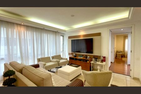 Apartamento para alugar com 140m², 3 quartos e 2 vagas Apartamento para alugar com 140m², 3 quartos e 2 vagasSala