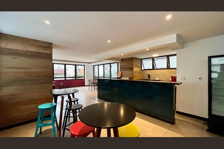 Apartamento para alugar com 140m², 3 quartos e 2 vagas Apartamento para alugar com 140m², 3 quartos e 2 vagasSalão de Festas