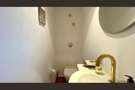 Apartamento para alugar com 140m², 3 quartos e 2 vagas Apartamento para alugar com 140m², 3 quartos e 2 vagasLavabo