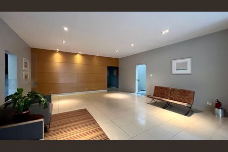 Apartamento para alugar com 140m², 3 quartos e 2 vagas Apartamento para alugar com 140m², 3 quartos e 2 vagasHall de entrada