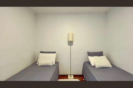 Apartamento para alugar com 140m², 3 quartos e 2 vagas Apartamento para alugar com 140m², 3 quartos e 2 vagasQuarto 1