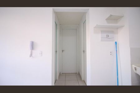 Sala/Cozinha de apartamento para alugar com 2 quartos, 45m² em Vila Ivone, São Paulo