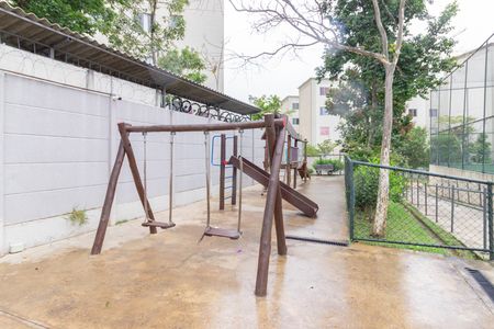 Apartamento para alugar com 39m², 2 quartos e sem vaga Apartamento para alugar com 39m², 2 quartos e sem vagaÁrea comum - Playground