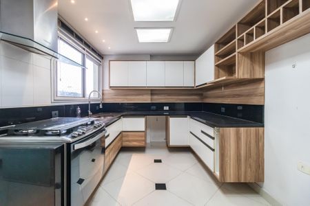 Apartamento à venda com 186m², 2 quartos e 3 vagasCozinha