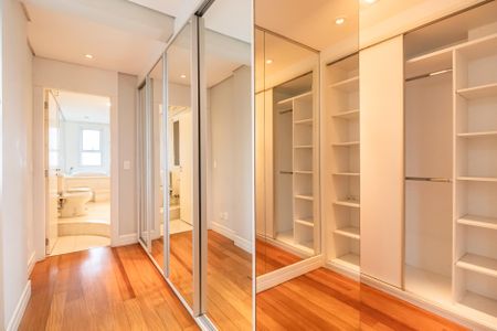 Apartamento à venda com 186m², 2 quartos e 3 vagasSuíte 2