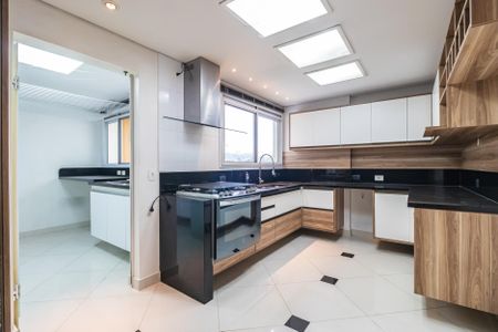 Apartamento à venda com 186m², 2 quartos e 3 vagasCozinha