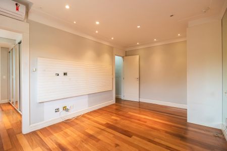 Apartamento à venda com 186m², 2 quartos e 3 vagasSuíte 2
