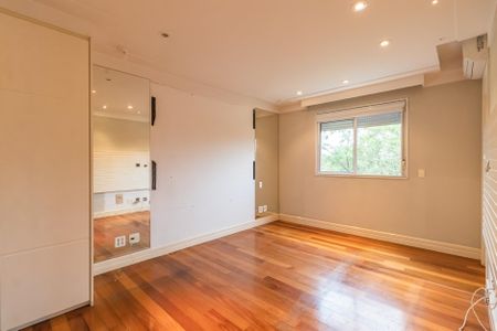 Apartamento à venda com 186m², 2 quartos e 3 vagasSuíte 2
