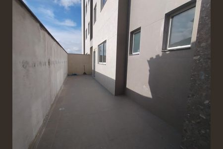 Apartamento à venda com 30m², 2 quartos e 2 vagasFoto 01