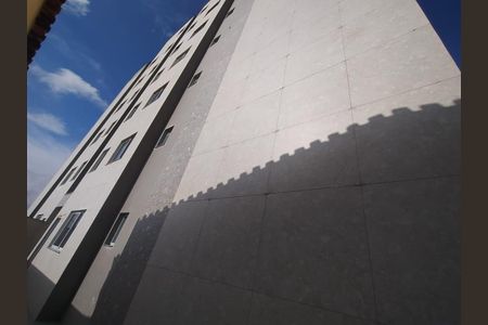 Apartamento à venda com 30m², 2 quartos e 2 vagasFoto 02