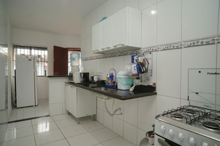 Casa para alugar com 84m², 2 quartos e 3 vagas Casa para alugar com 84m², 2 quartos e 3 vagasCozinha
