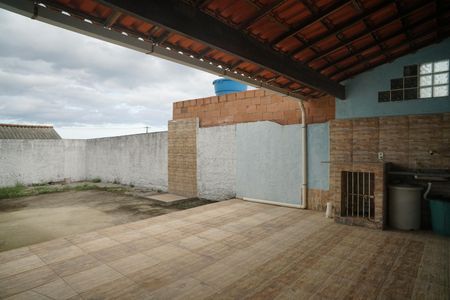 Casa para alugar com 84m², 2 quartos e 3 vagas Casa para alugar com 84m², 2 quartos e 3 vagasÁrea externa