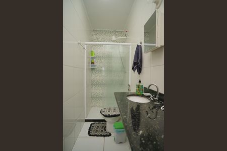 Casa para alugar com 84m², 2 quartos e 3 vagas Casa para alugar com 84m², 2 quartos e 3 vagasBanheiro do Quarto 1