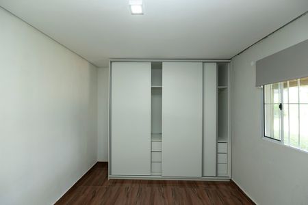 Casa de condomínio para alugar com 150m², 2 quartos e 6 vagas