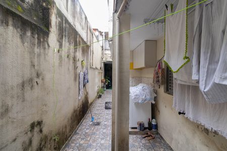 Casa à venda com 100m², 5 quartos e 1 vaga Casa à venda com 100m², 5 quartos e 1 vagaCasa 2 Área de Serviço