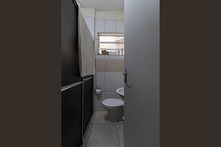 Casa à venda com 100m², 5 quartos e 1 vaga Casa à venda com 100m², 5 quartos e 1 vagaCasa 2 Banheiro