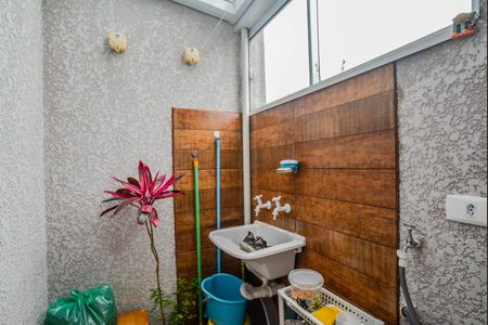 Apartamento à venda com 44m², 2 quartos e 1 vaga Apartamento à venda com 44m², 2 quartos e 1 vagaÁrea de Serviço