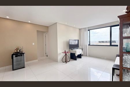 Apartamento à venda com 90m², 3 quartos e 2 vagas