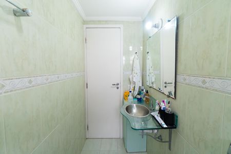 Apartamento à venda com 55m², 2 quartos e 1 vaga Apartamento à venda com 55m², 2 quartos e 1 vagaBanheiro