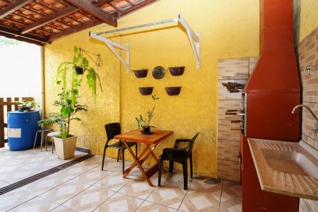 Casa para alugar com 360m², 3 quartos e 6 vagas Casa para alugar com 360m², 3 quartos e 6 vagasChurrasqueira