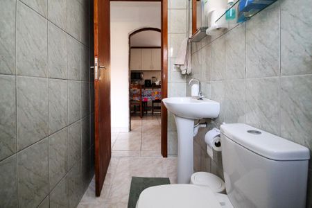 Casa para alugar com 360m², 3 quartos e 6 vagas Casa para alugar com 360m², 3 quartos e 6 vagasBanheiro