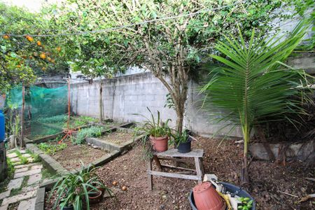 Casa para alugar com 360m², 3 quartos e 6 vagas Casa para alugar com 360m², 3 quartos e 6 vagasHorta
