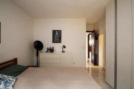 Casa para alugar com 360m², 3 quartos e 6 vagas Casa para alugar com 360m², 3 quartos e 6 vagasSuíte