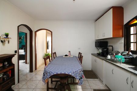Casa para alugar com 360m², 3 quartos e 6 vagas Casa para alugar com 360m², 3 quartos e 6 vagasCozinha