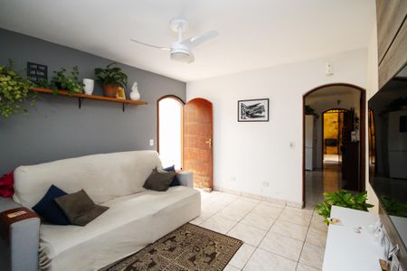 Casa para alugar com 360m², 3 quartos e 6 vagas Casa para alugar com 360m², 3 quartos e 6 vagasSala