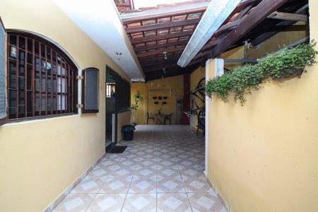 Casa para alugar com 360m², 3 quartos e 6 vagas Casa para alugar com 360m², 3 quartos e 6 vagasQuintal